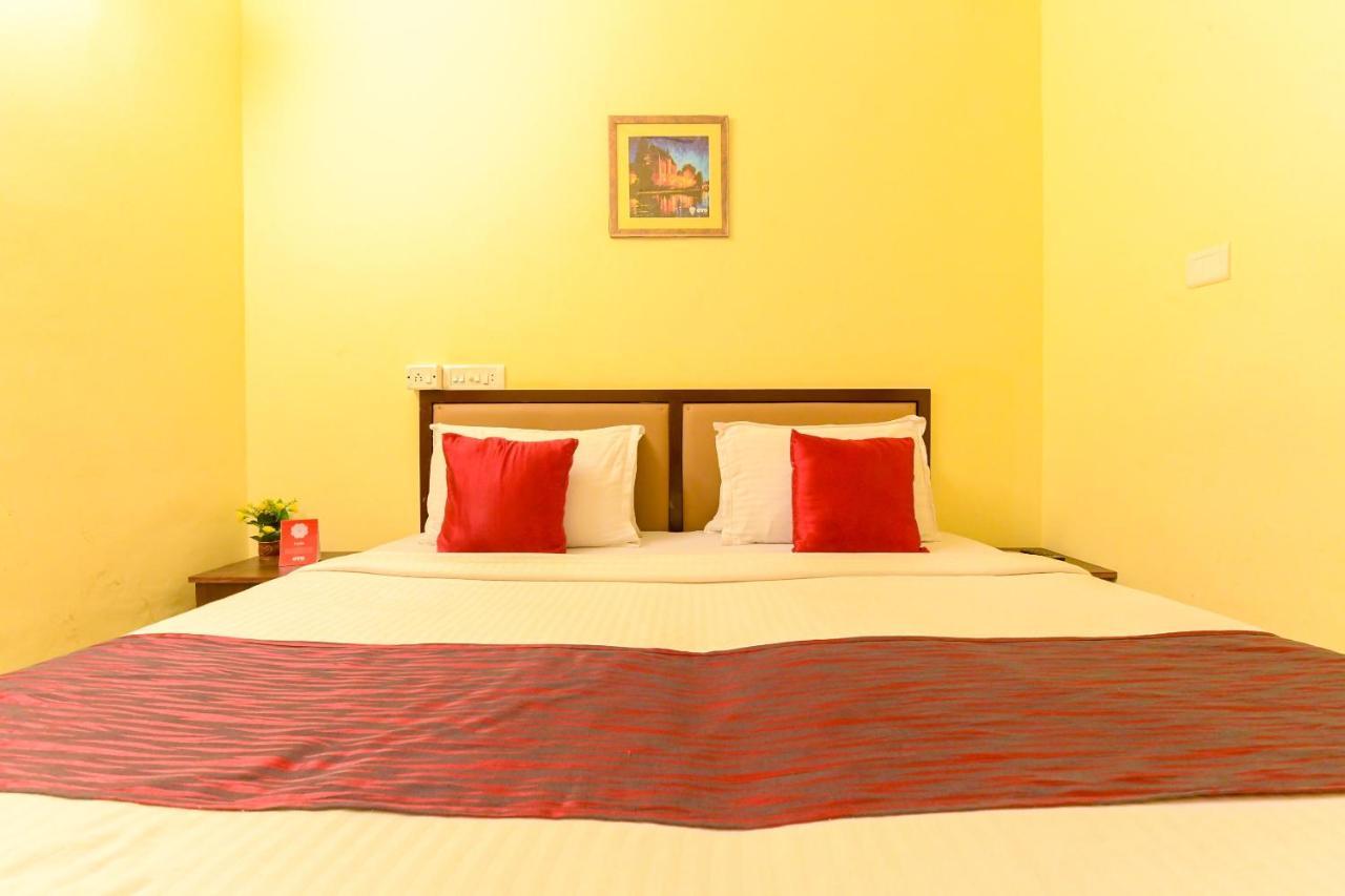 Oyo 8273 Diamond Inn Kochi エクステリア 写真